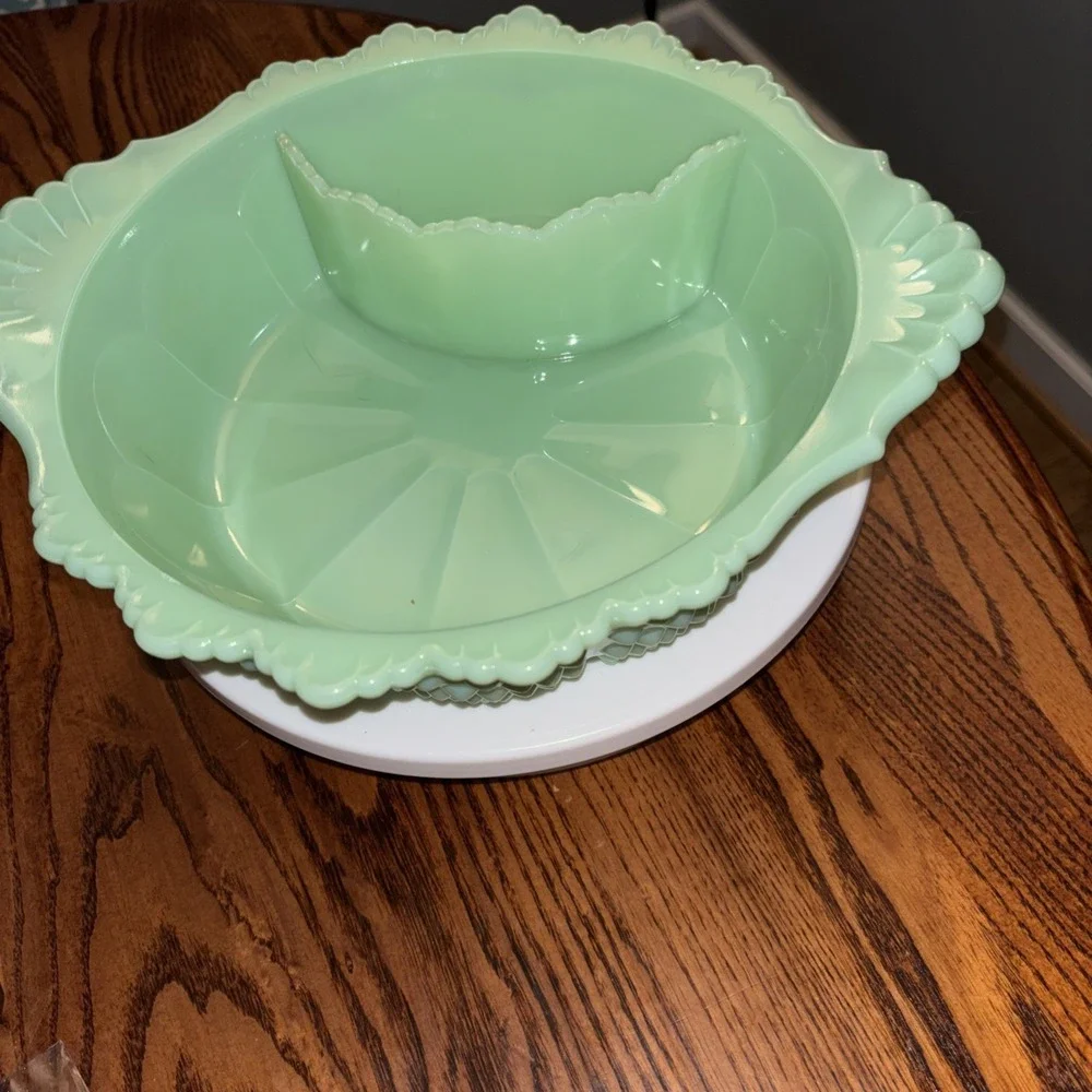 Melon/Chip/Dip Divided Bowl - Hobnail Gigi Pattern - Jadeite Green - Mosser USA